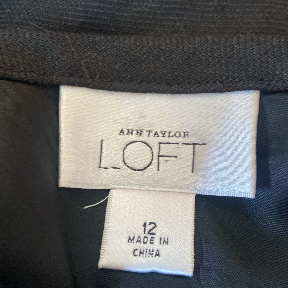 Ann Taylor Loft 12 Linen/ Rayon Black White Floral Embroidery - Picture 4 of 5
